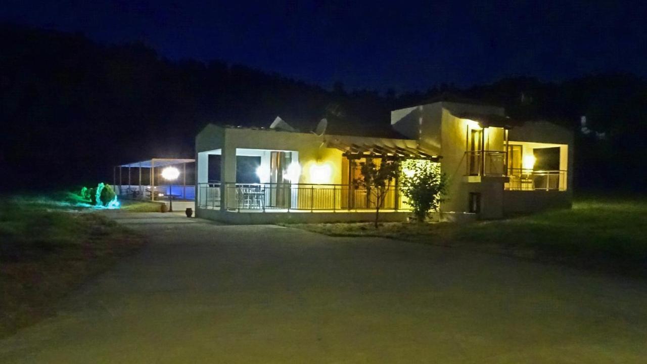 Parissis Eden Villas Skiathos Troulos Eksteriør bilde