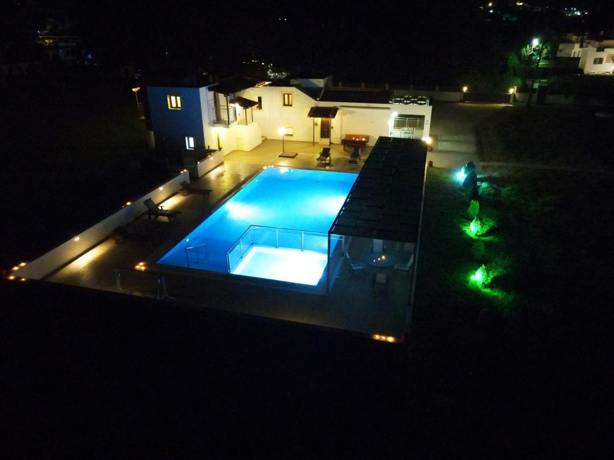 Parissis Eden Villas Skiathos Troulos Eksteriør bilde